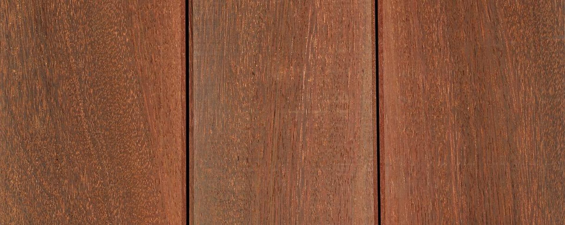 Azobe hout 100 FSC Van den Berg Hardhout