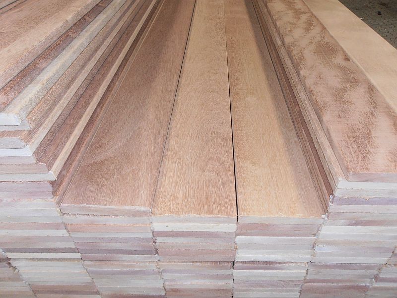 HOLZHANDEL IN HARD visual data 8