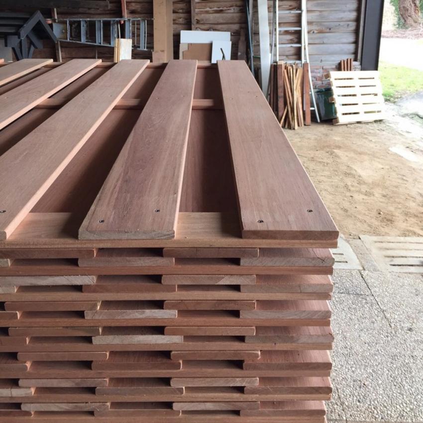 Hardhouten tuinschermen