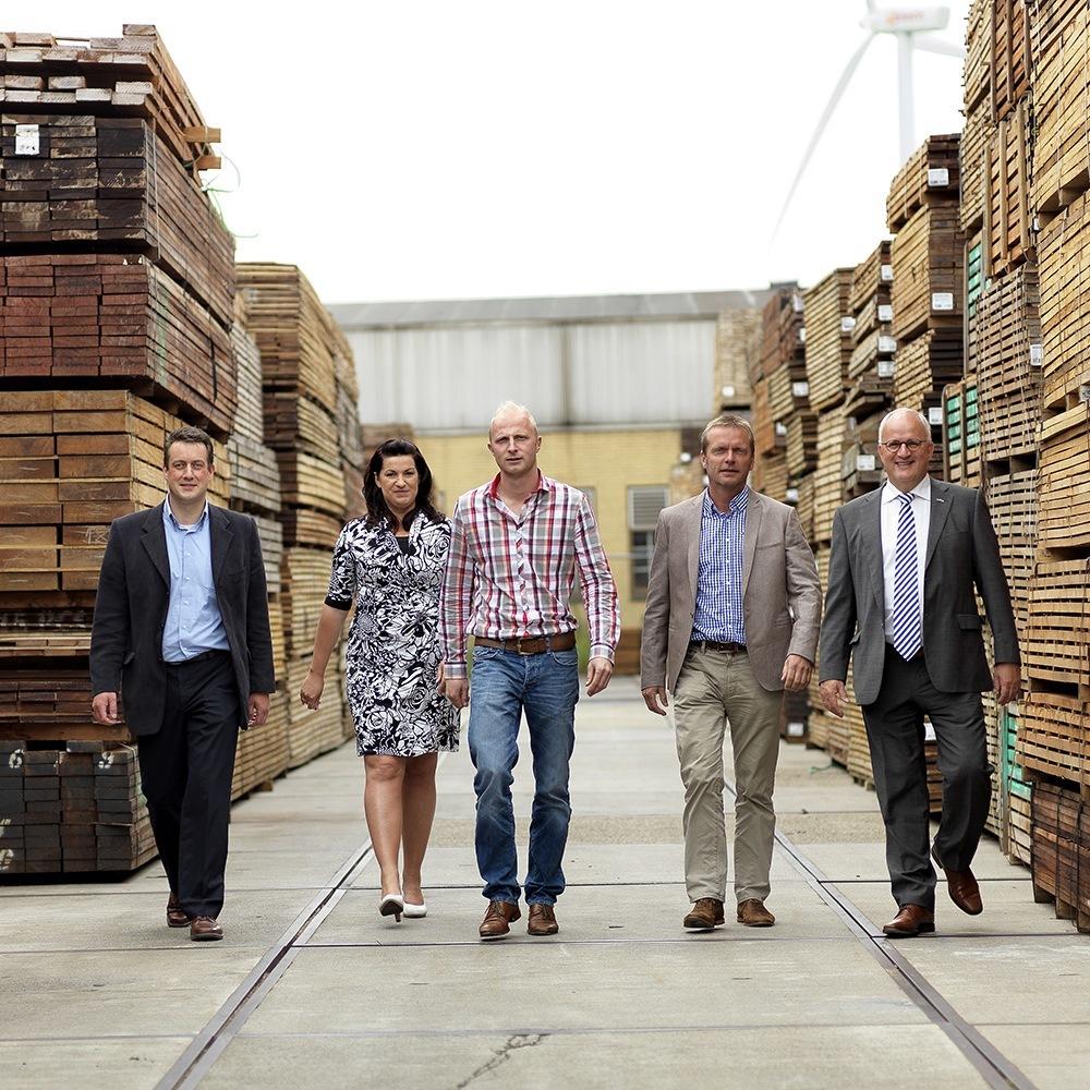 HOLZHANDEL IN HARD intelligence overview