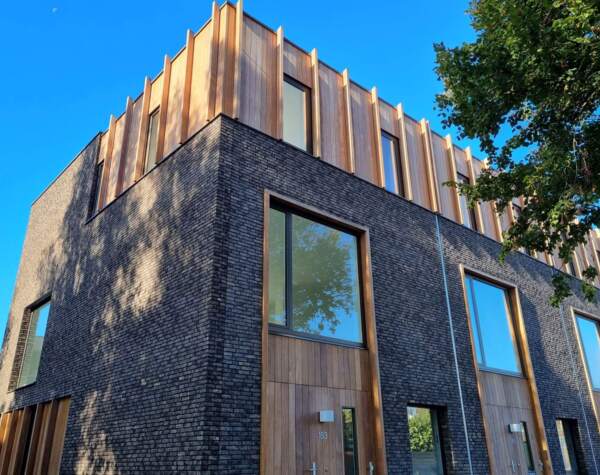 De Raakterrein gevelbekleding onbehandeld Cumaru