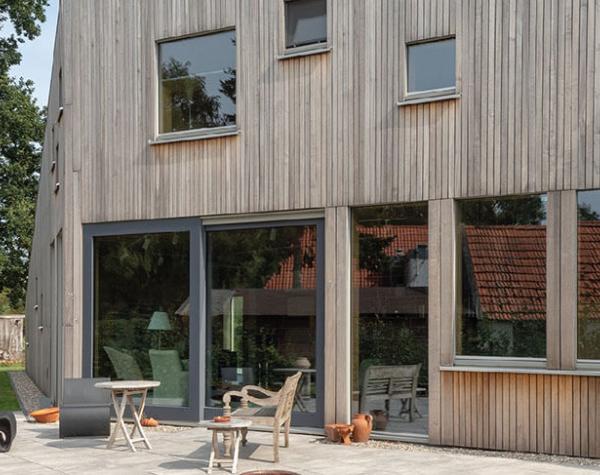 Erkerhuis Midlaren Louro Preto