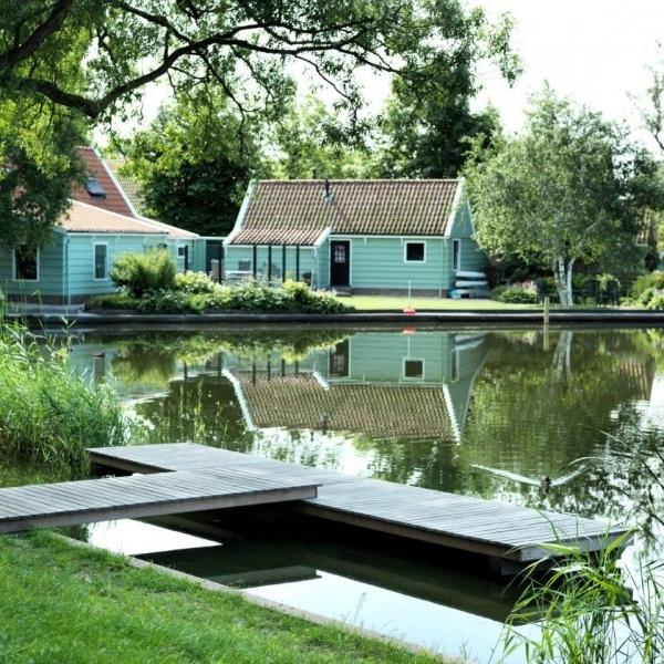 Hardhouten steiger in Zuiderwoude