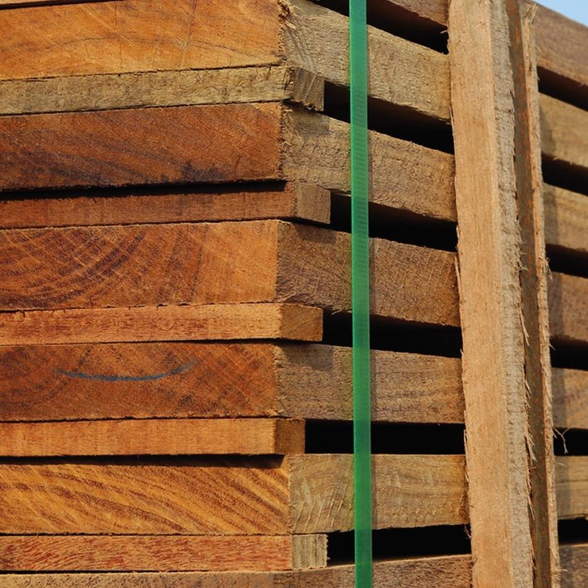 Zorgvuldig verpakte FSC hardhout