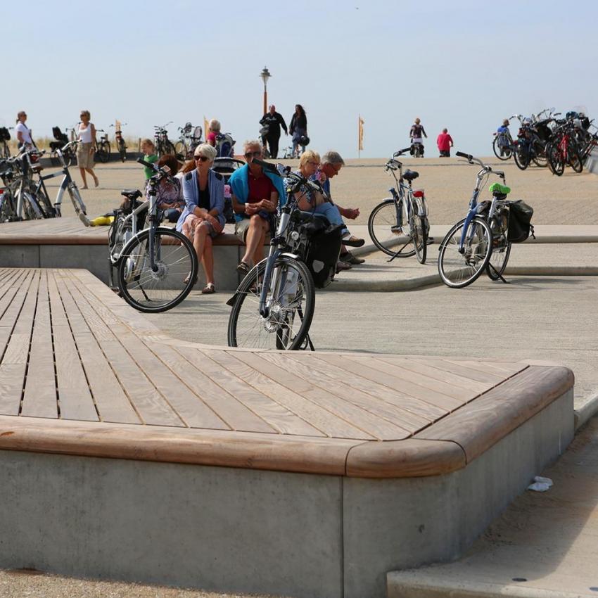 Holz für Uferbefestigungen