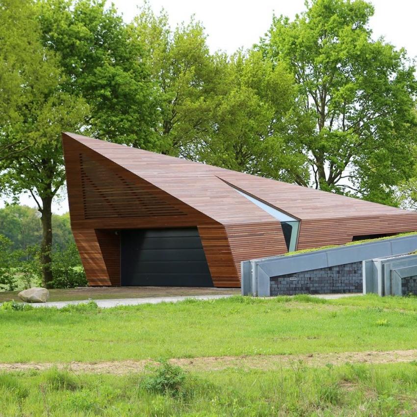 Exterieur woning van duurzaam FSC hardhout