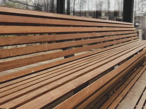 Bank aus nachhaltigem Ipé holz