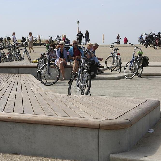 Sustainable street furniture at the beach